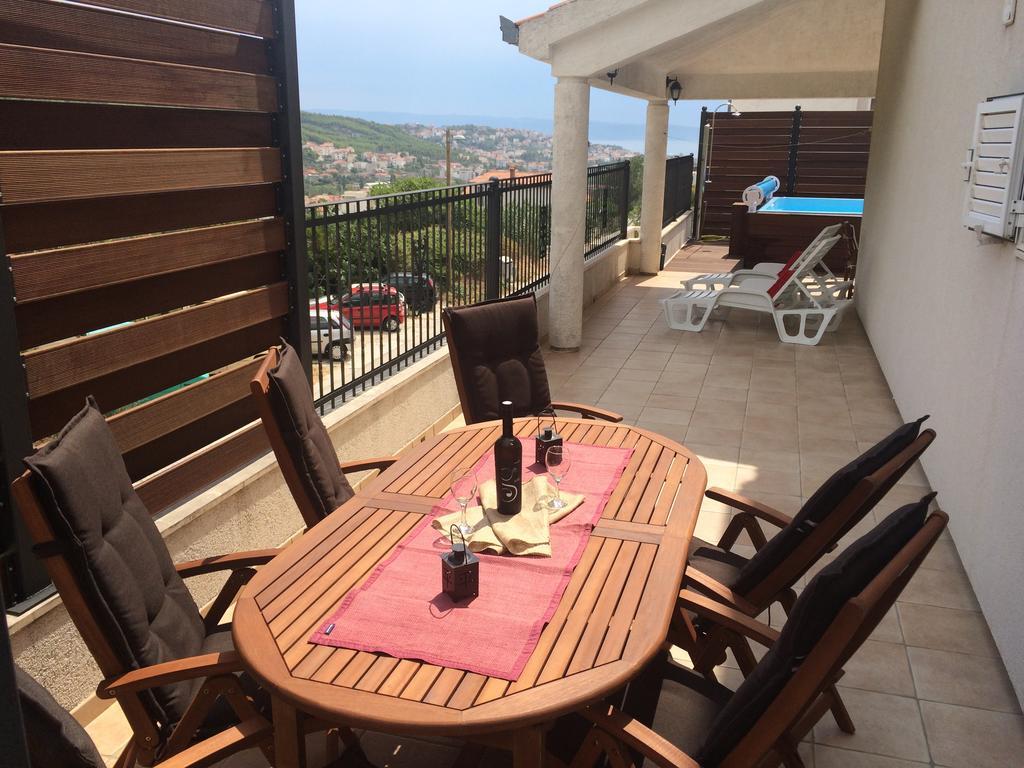 Holiday Home Harmony Žrnovnica Exterior foto