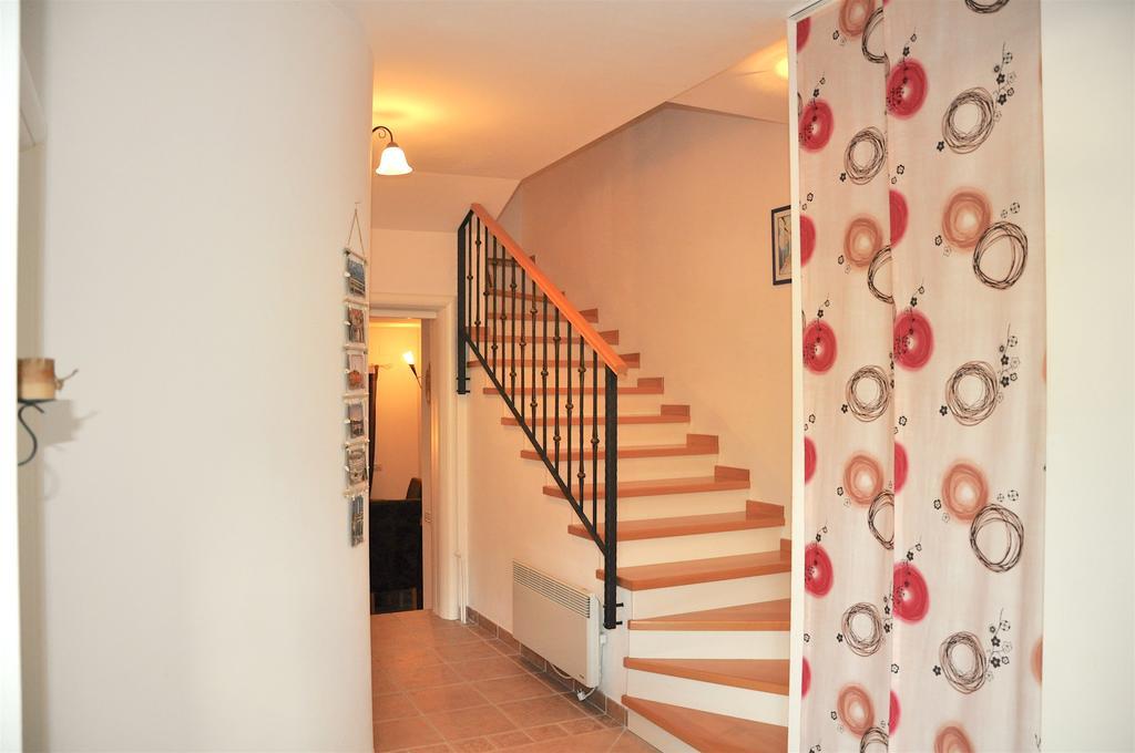 Holiday Home Harmony Žrnovnica Exterior foto