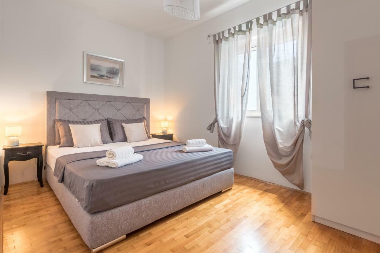 Holiday Home Harmony Žrnovnica Exterior foto
